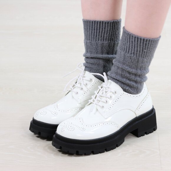 White Patent Brogue Loafers  Chunky Black Lug Sole Oxfords - Picture 1 of 16